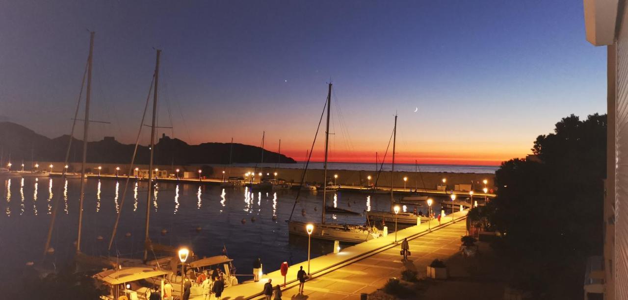 Appartement Les pieds dans l'eau sur l'Ile du Frioul à Marseille Extérieur photo